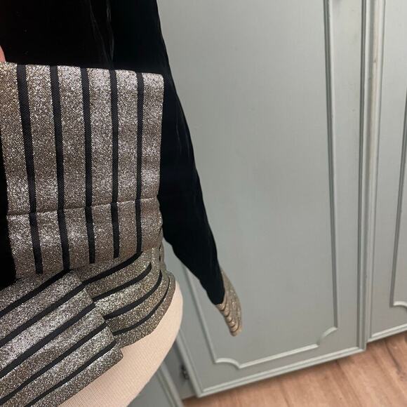 VTG Rimini Size 8 Velvet Velour Top Black Gold Button Front Topper Vintage - Picture 4 of 4